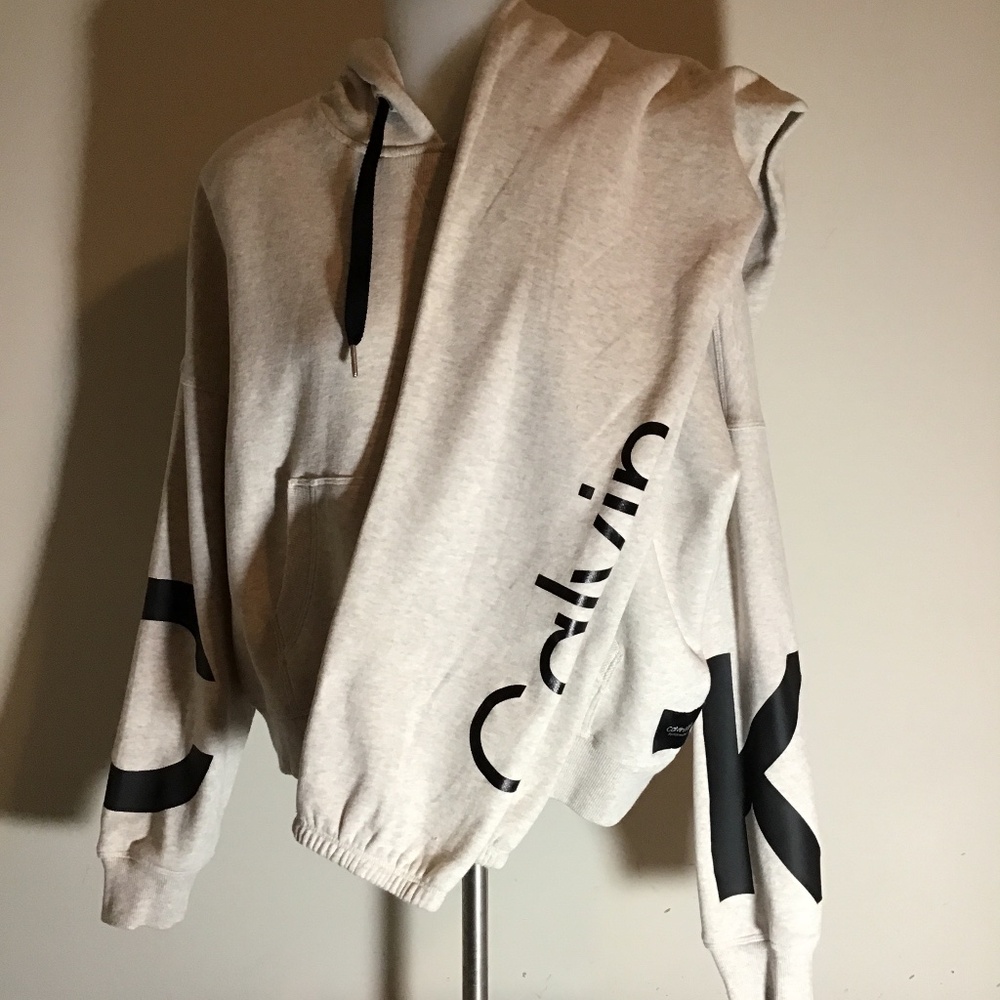 🤫#327, Calvin Klein, performance, size s/p, great condition, see photos